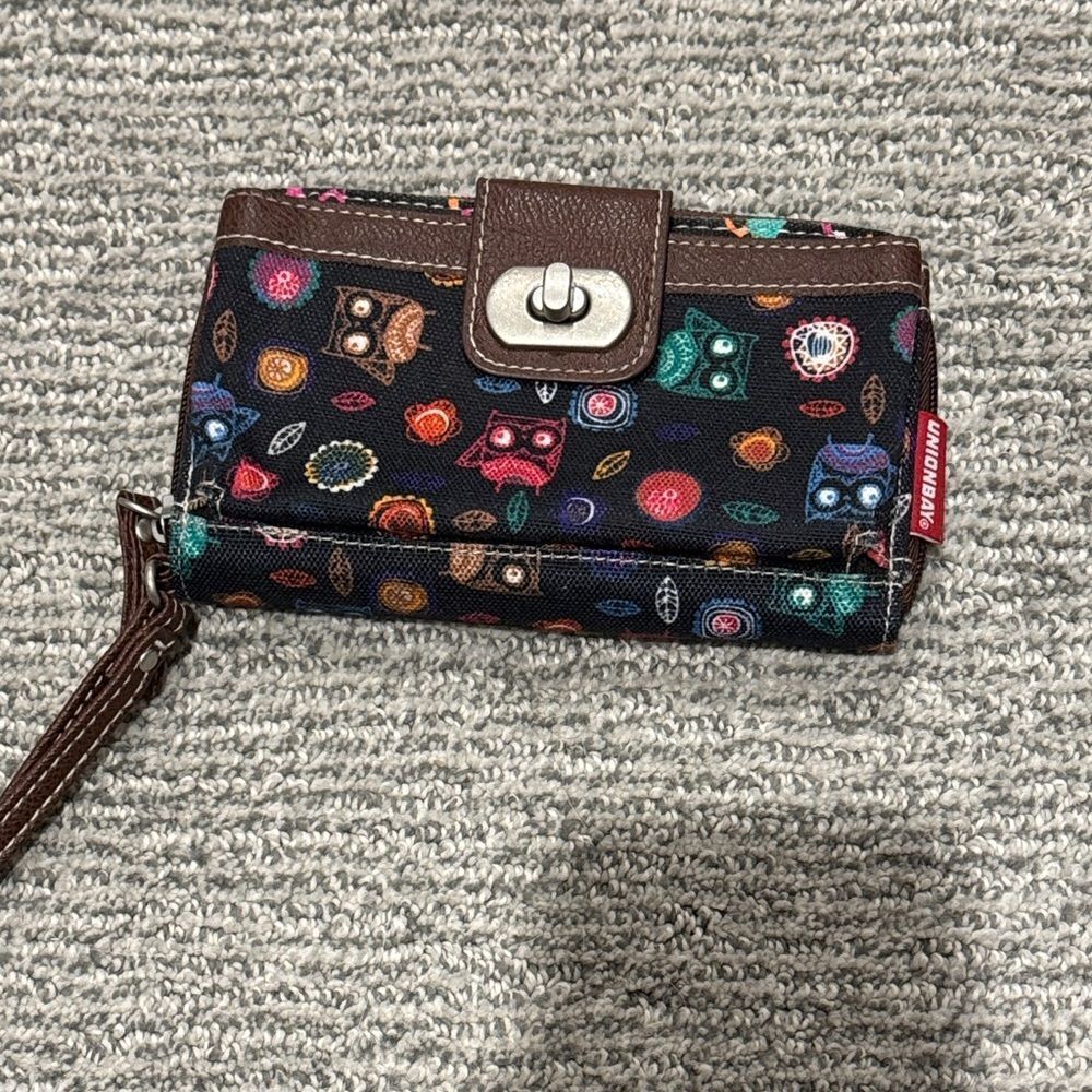 Unionbay and Multicolor Owl Pattern Wallet